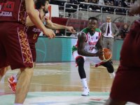 Kaf Kaf, Venezia'yı parkeye gömdü