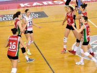 Kaf Kaf'ın filede rakibi İzmir Büyükşehir Belediyespor