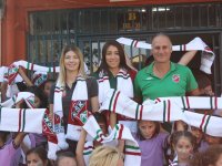 Kaf Kaf'ın genç yıldızları öğrencilerle bir araya geldi