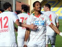 Kaf Kaf'ın kaderini derbiler belirleyecek