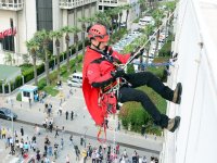 Kahramanlar iş başında