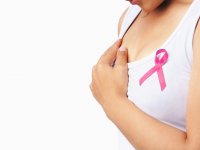 Kanser sonrası meme onarımı hastaları hayata bağlıyor