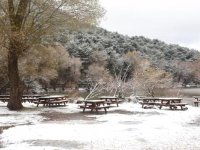 Karagöl beyaza büründü