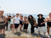 Karasu, Karşıyakalı engelli öğrencileri mutlu etti