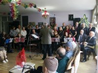 KARSAV'dan yaşlılara müzik ziyareti