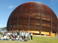 Karşıyaka 15 Temmuz Şehitler Anadolu Lisesi’nin CERN çıkartması