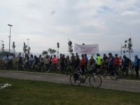 Karşıyaka ADSM sağlığa gülümseyerek pedal çevirdi