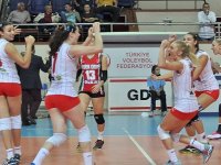 Karşıyaka AG kolay kazandı