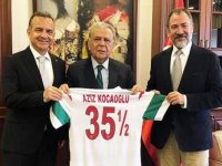 Karşıyaka Aziz Kocaoğlu'nu ziyaret etti