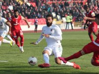 Karşıyaka, Balıkesirspor'u ağırlıyor
