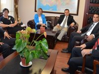 Karşıyaka banka şubelerinin müdürleri Kaymakam Yücel'i ziyaret etti