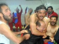 Karşıyaka Başkanı Diniz, primi 5 bin TL'ye çıkarınca olanlar oldu...