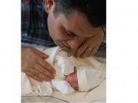 Karşıyaka Belediye başkan adayı Tanfer Kemerli baba oldu