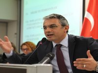 Karşıyaka Belediye Meclisi'nde tartışma konusu yine stat...