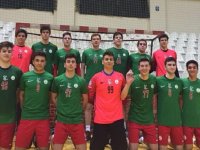 Karşıyaka Belediyespor'un gençleri Göztepe'yi son saniyede yendi...