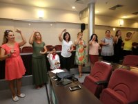 Karşıyaka Belediyesi çalışanlarına işaret dili eğitimi