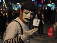 Karşıyaka Belediyesi destekledi, İzmirli pandomimci Sri Lanka’yı büyüledi