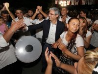 Karşıyaka Belediyesi roman vatandaşlara kooperatif kuracak...