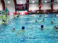 Karşıyaka Belediyesi Su Topu Takımı Gaziantep'te