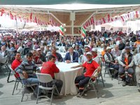 Karşıyaka Belediyesi'nden 1500 çalışanla 1 Mayıs yemeği