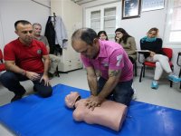 Karşıyaka Belediyesi'nden ilk yardım eğitimi