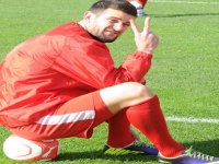 KARŞIYAKA, CEMİL İLE MASAYA OTURDU