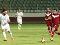 Karşıyaka, Elazığspor'u ağırlıyor