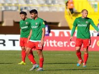 Karşıyaka evinde bayram ediyor