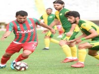 Karşıyaka evinde yıkıldı...