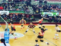 Karşıyaka filede Yeşilbayramiç'i ağırlıyor