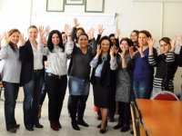 Karşıyaka Halk Eğitim'de öğretmenler işaret dili öğreniyor