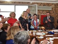 Karşıyaka KSTK'den kaymakam Çalışır'a sürpriz...