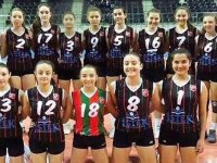 Karşıyaka küçükleri filede finallere iyi başladı