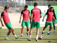 Karşıyaka, Nazilli Belediyespor karşısında