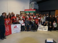 Karşıyaka One Team ihtiyaç sahiplerinin ayak izi oldu