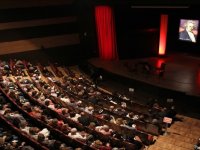 KARŞIYAKA OPERA'DA '100 BİN' GURURU