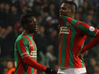 Karşıyaka taraftarı 3 puan daha kazandırdı...