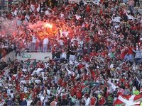 Karşıyaka taraftarı Altuğ'u istifaya davet etti...