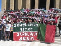 Karşıyaka taraftarları Atasının huzurunda...