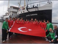 Karşıyaka U19 Samsun'da Bandırma Vapurunu gezdi...