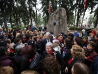 Karşıyaka Zübeyde Anne’yi unutmadı