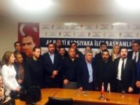 Karşıyaka'da AK Parti'ye 83 kişi üye oldu... 