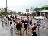 Karşıyaka'da Ata'dan Ana'ya koştular...