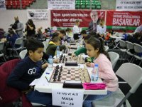 Karşıyaka’da ''Ata’ya Saygı, Satranç Turnuvası''