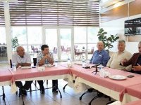 Karşıyaka’da başkan Akpınar, muhtarlarla buluştu