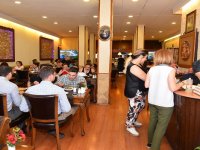 Karşıyaka'da bir efsane: Tilla Restoran