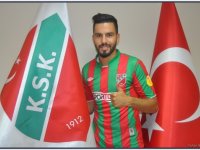 Karşıyaka'da Cenk Güvenç imzayı attı