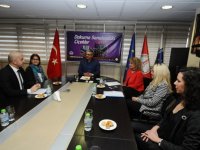 Karşıyaka'da ''Dokuma Sanatındaki Çiçekler'' projesi başlıyor