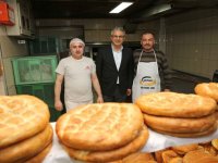 Karşıyaka’da fırın işçileri dernek kurdu