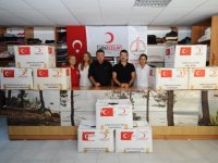 Karşıyaka'da Giysi Bankası ilaç oldu...